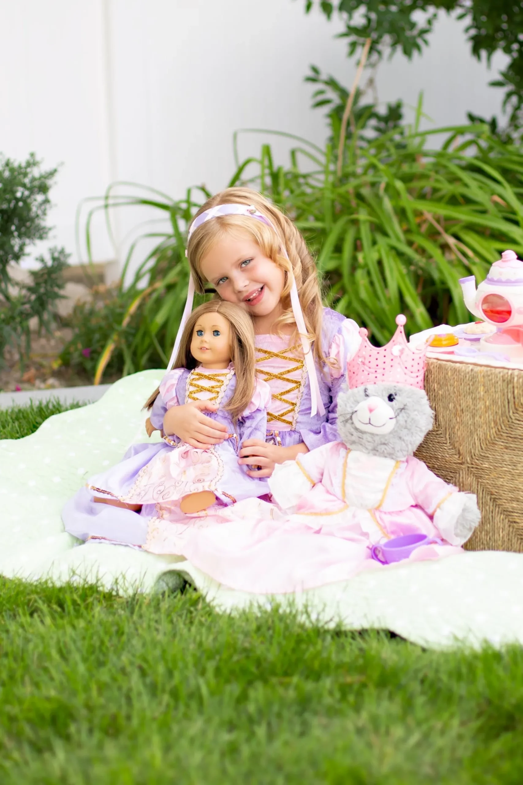 Little Adventures Doll Dress Classic Rapunzel> Doll Dress Ups