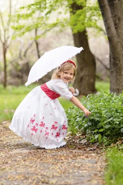 Little Adventures English Nanny><noscript><img width=