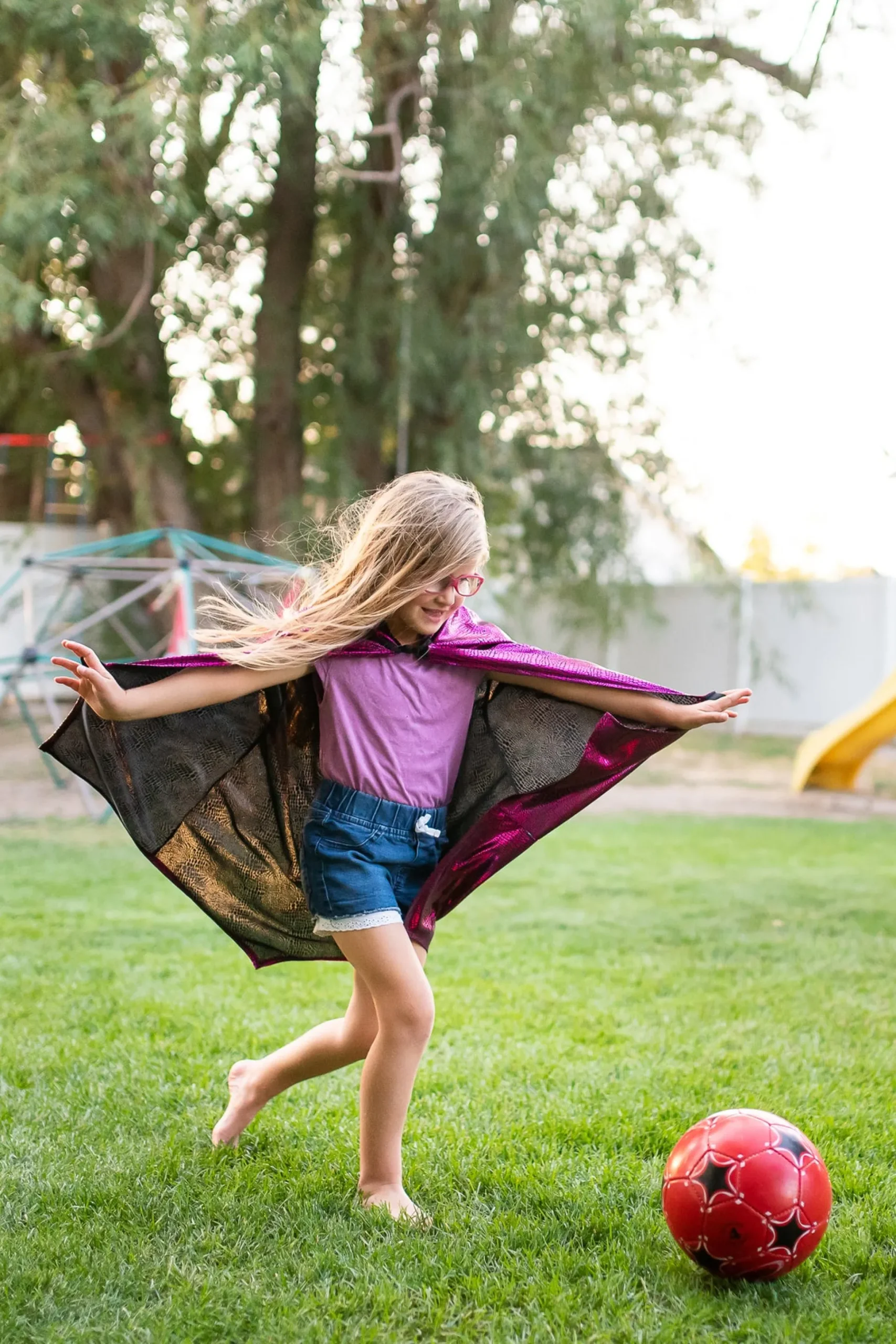 Little Adventures Magenta Dragon Cloak> Dress Ups