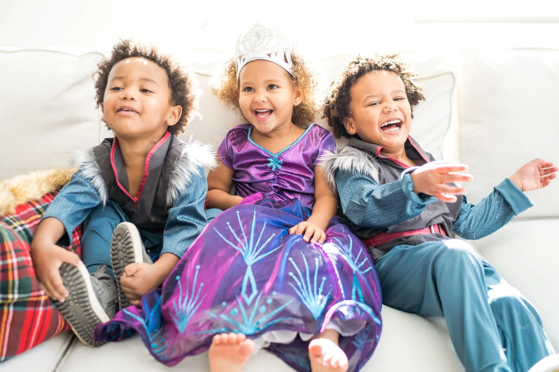 Little Adventures Royal Ice Master Set> Dress Ups