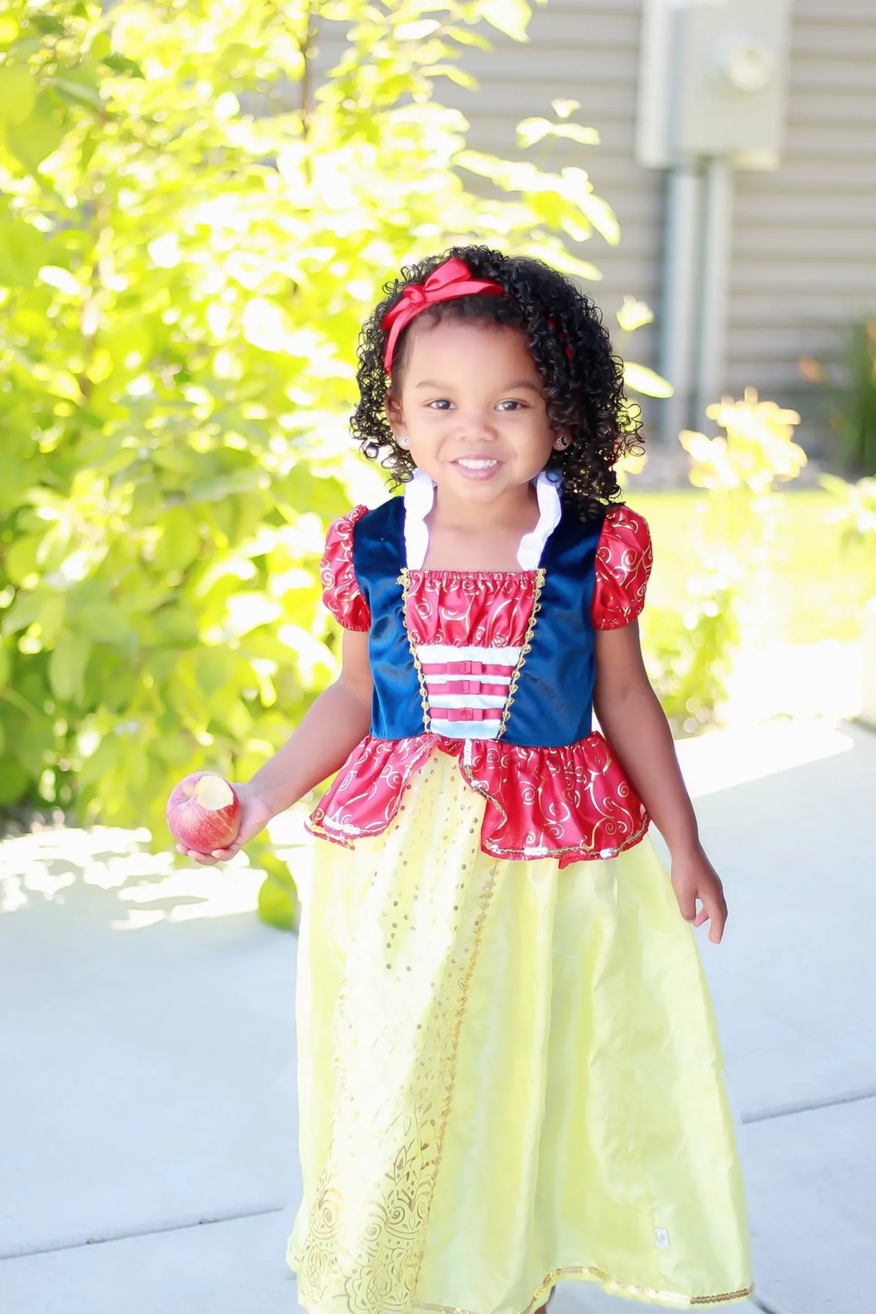 Little Adventures Snow White Dress Up> Dresses