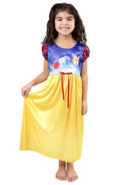 Little Adventures Snow White Nightgown With Red Robe> Nightgowns